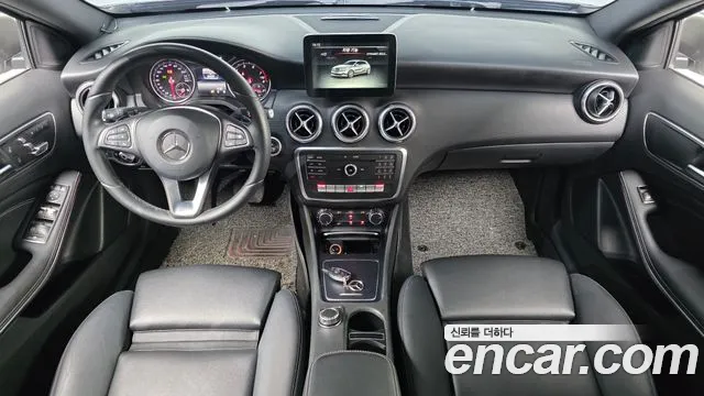 Mercedes-Benz A-Класс 2016 thumb 7