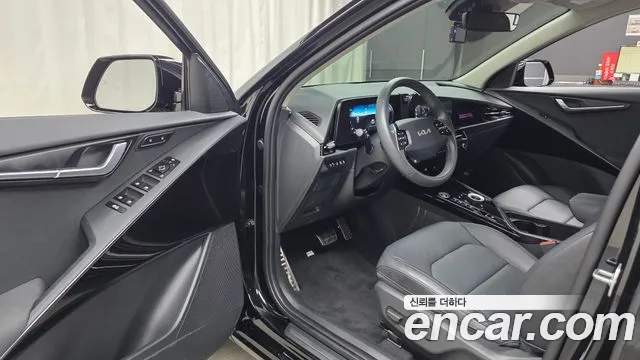 Kia Niro 2023 thumb 10