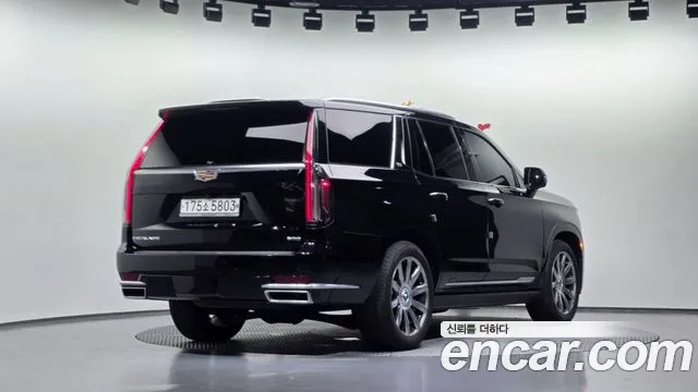 Cadillac Escalade 2021 thumb 2