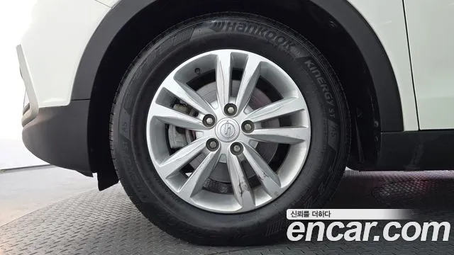 KG_Mobility_Ssangyong TIBOLI 2018 thumb 5