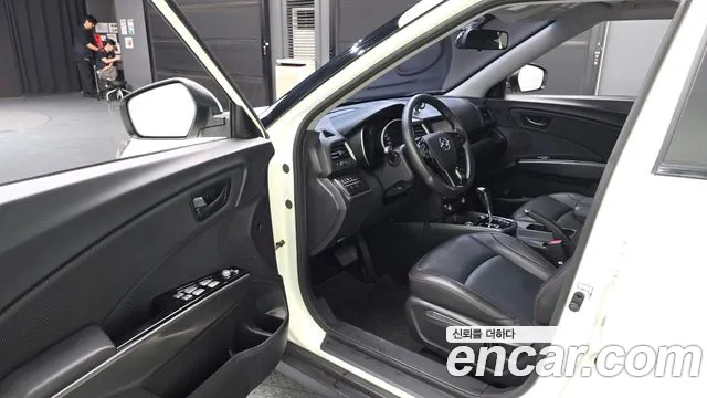 KG_Mobility_Ssangyong TIBOLI 2018 thumb 10