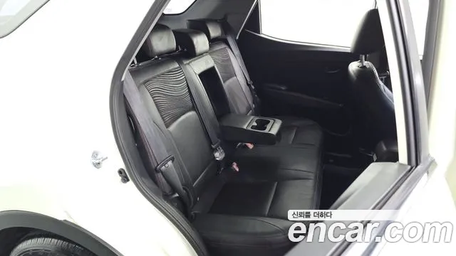 KG_Mobility_Ssangyong TIBOLI 2018 thumb 12