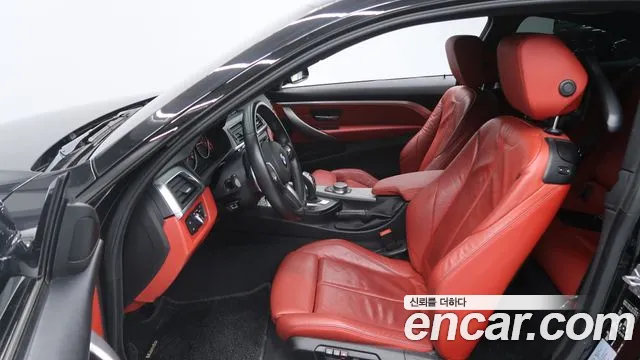 BMW 4-Series 2017 thumb 10