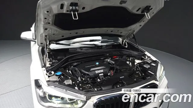 BMW X1 2016 thumb 5