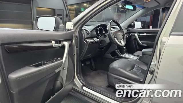 Kia Sorento 2010 thumb 10