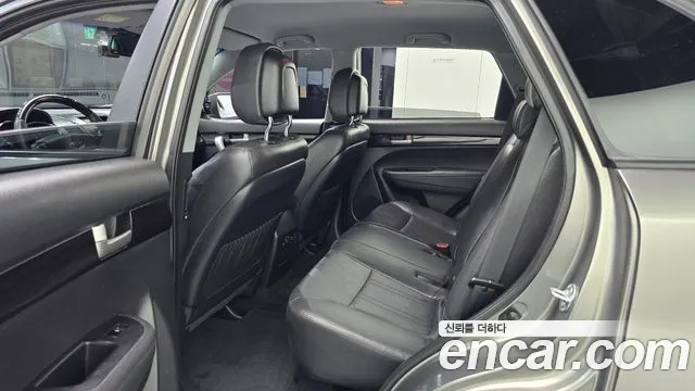 Kia Sorento 2010 thumb 12
