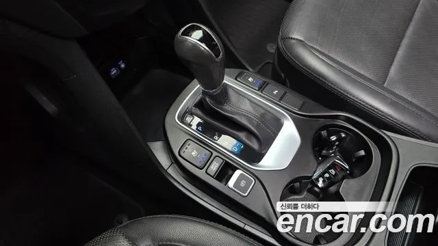 Hyundai Santa Fe 2015 thumb 9