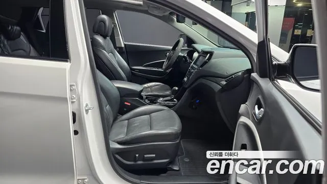 Hyundai Santa Fe 2015 thumb 11