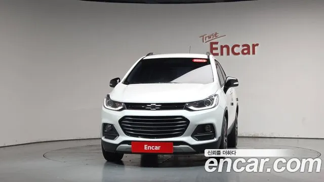 ChevroletGMDaewoo Tracker 2018 thumb 2