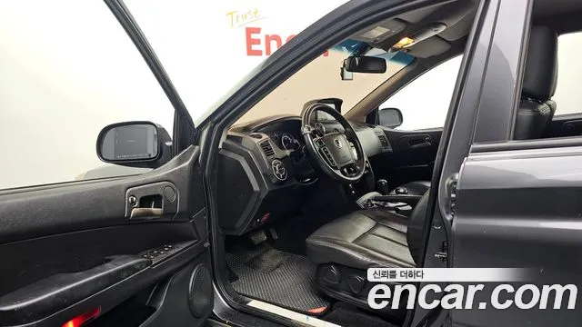 KG_Mobility_Ssangyong KORANDO 2014 thumb 10