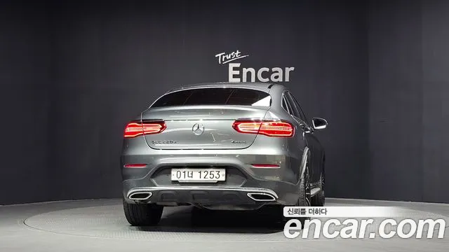 Mercedes-Benz GLC 2017 thumb 4