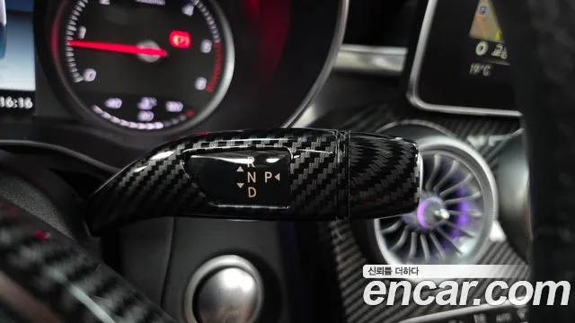 Mercedes-Benz GLC 2017 thumb 9