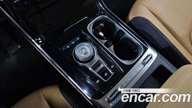 Kia Carnival 2022 thumb 9