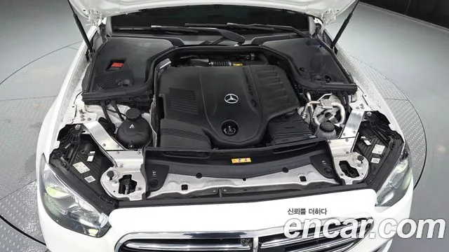 Mercedes-Benz E-Класс 2021 thumb 5