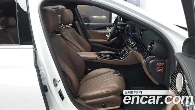 Mercedes-Benz E-Класс 2021 thumb 10