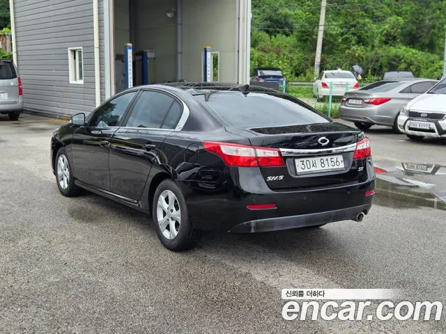 Renault-KoreaSamsung SM5 2011 thumb 2