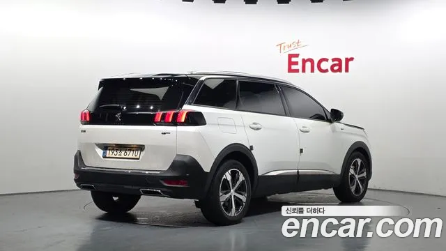 Peugeot 5008 2021 thumb 2