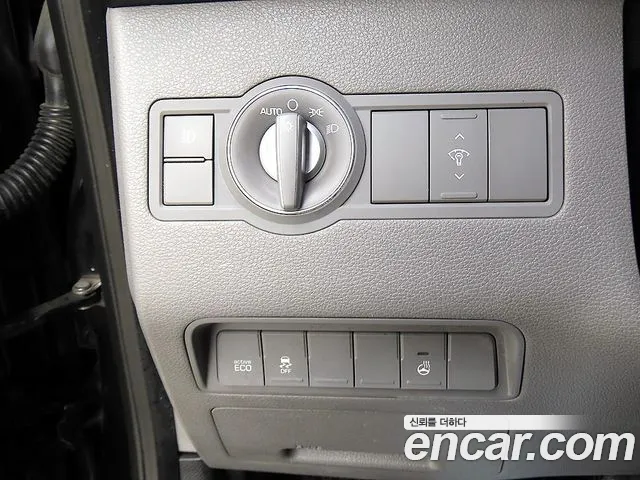 Hyundai Staria 2019 thumb 12