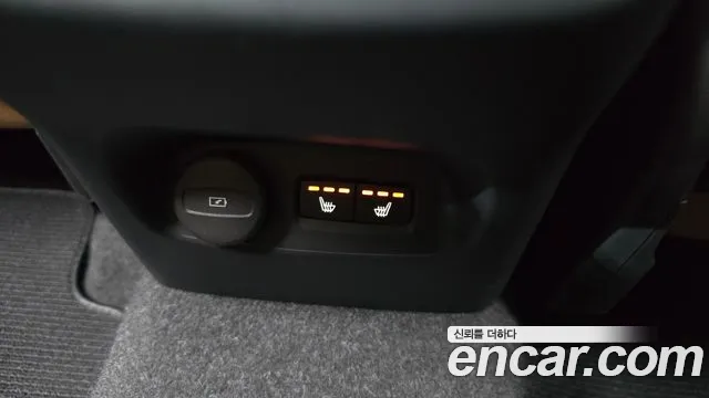 Volvo XC40 2021 thumb 12