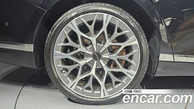 Genesis G90 2023 thumb 5