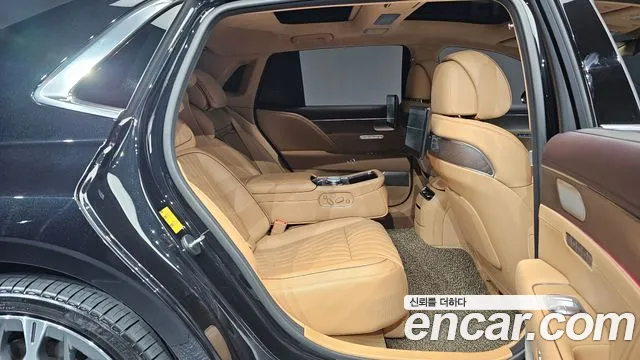 Genesis G90 2023 thumb 12