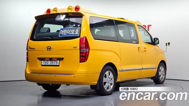 Hyundai Starex 2019 thumb 2
