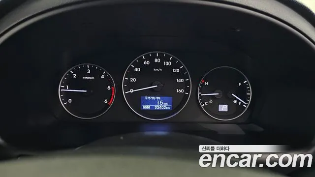 Hyundai Starex 2019 thumb 8