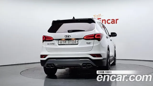 Hyundai Santa Fe 2017 thumb 4