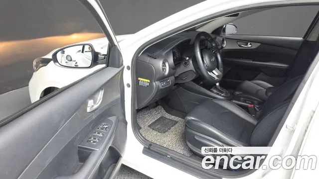 Kia K3 2018 thumb 10
