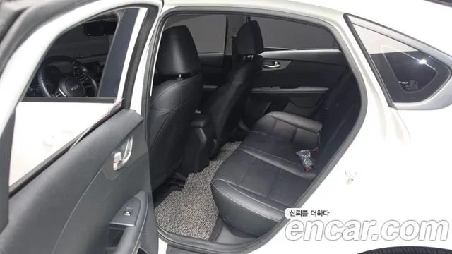 Kia K3 2018 thumb 12
