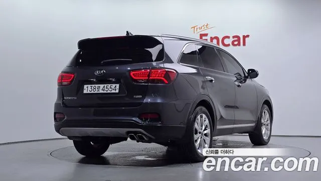 Kia Sorento 2018 thumb 2