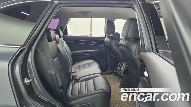 Kia Sorento 2018 thumb 11