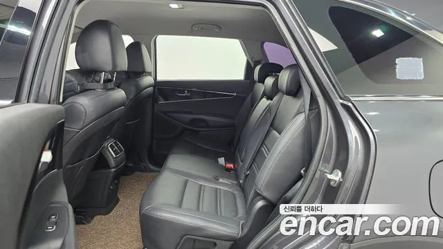Kia Sorento 2018 thumb 12