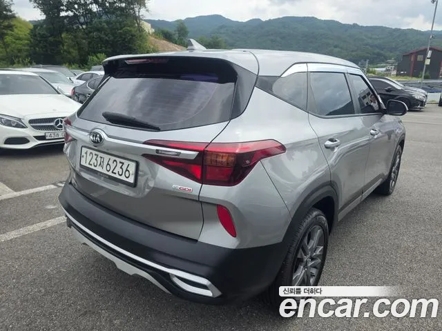 Kia Seltos 2019 thumb 2