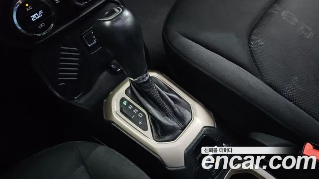 Jeep Renegade 2015 thumb 9