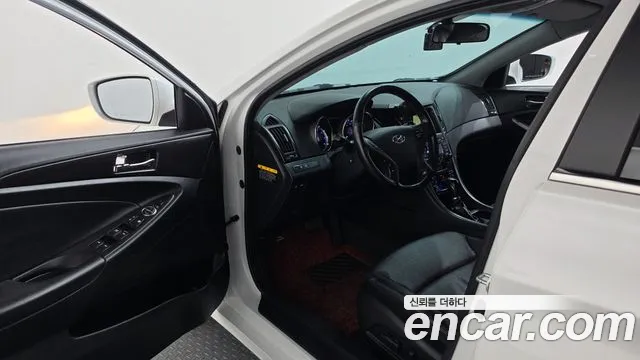 Hyundai Sonata 2013 thumb 10