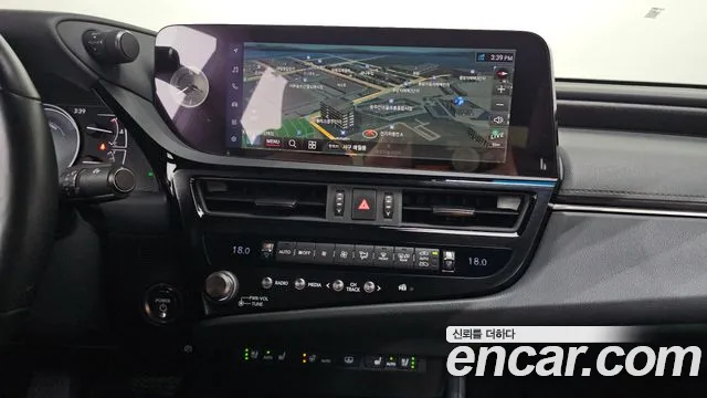 Lexus ES 2023 thumb 12