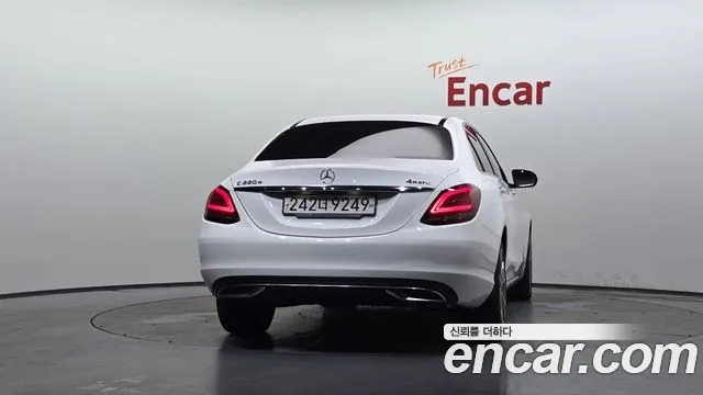 Mercedes-Benz C-Класс 2020 thumb 4