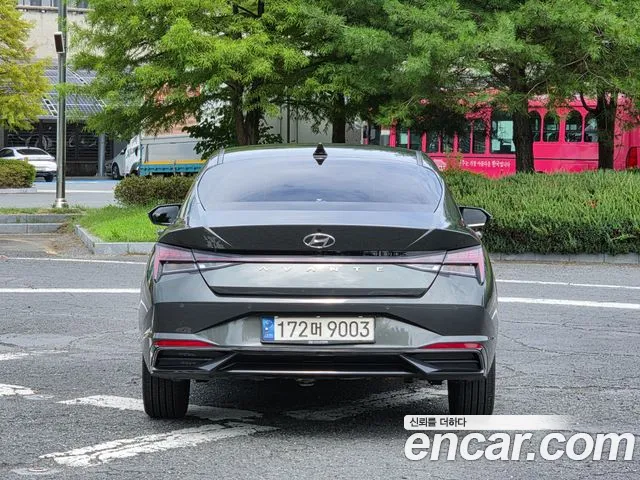 Hyundai Avante 2022 thumb 2