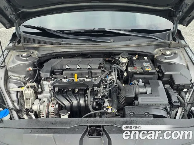 Hyundai Avante 2022 thumb 8