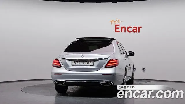 Mercedes-Benz E-Класс 2016 thumb 4