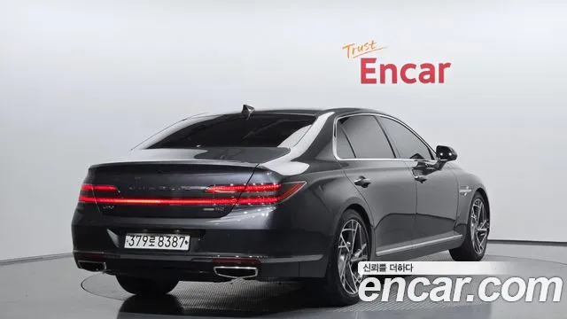 Genesis G90 2020 thumb 2