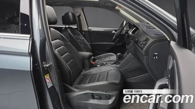 Volkswagen Tiguan 2018 thumb 11