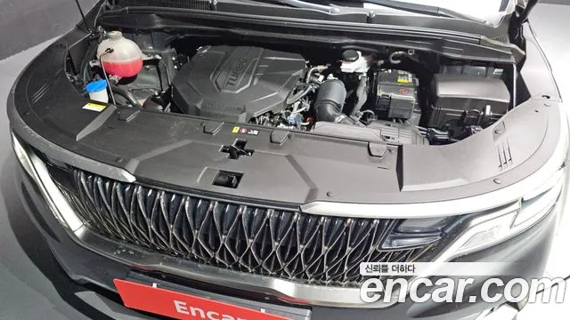 Kia Carnival 2023 thumb 6