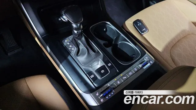 Kia Carnival 2023 thumb 9