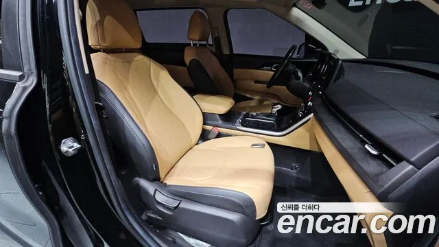 Kia Carnival 2023 thumb 11