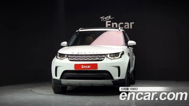 Land Rover Discovery 2019 thumb 3