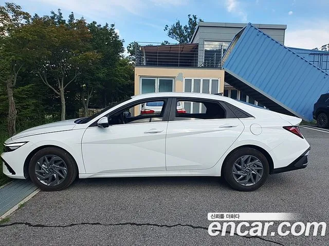Hyundai Avante 2024 thumb 10