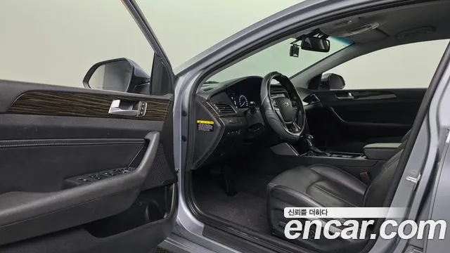 Hyundai Sonata 2016 thumb 10