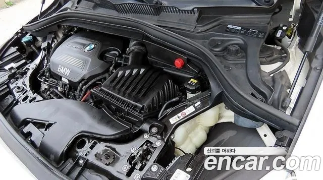 BMW 2-Series 2017 thumb 6